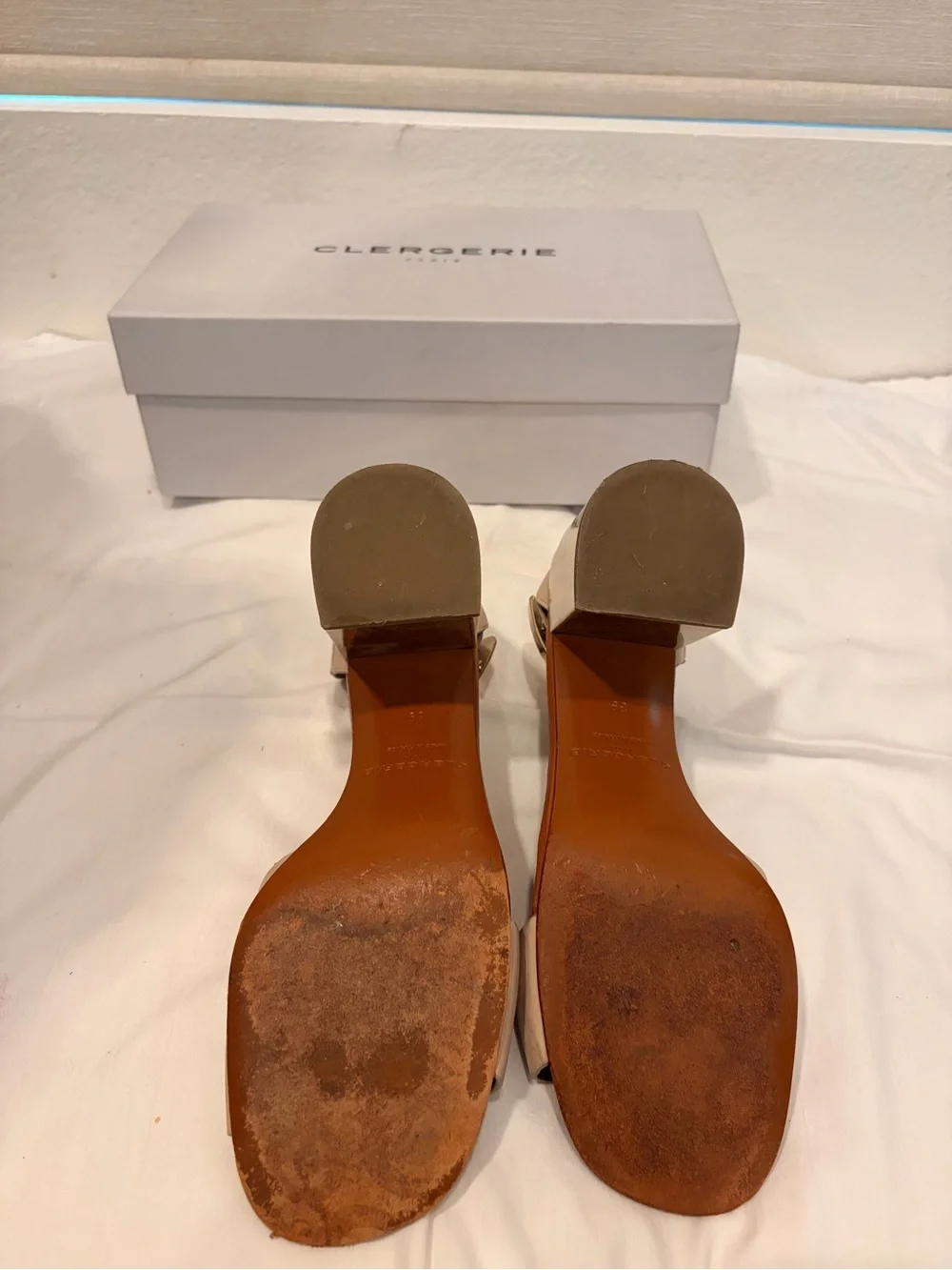 Robert Clergerie Neutral Beige Leather Block Heel Sandals